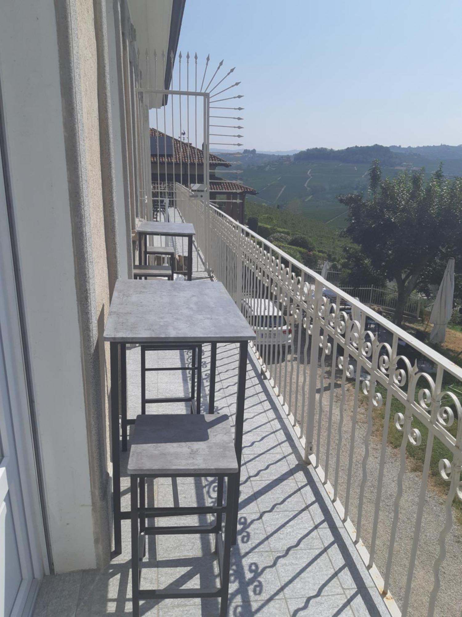 Dimora Palma Di Barolo Apartamento Exterior foto